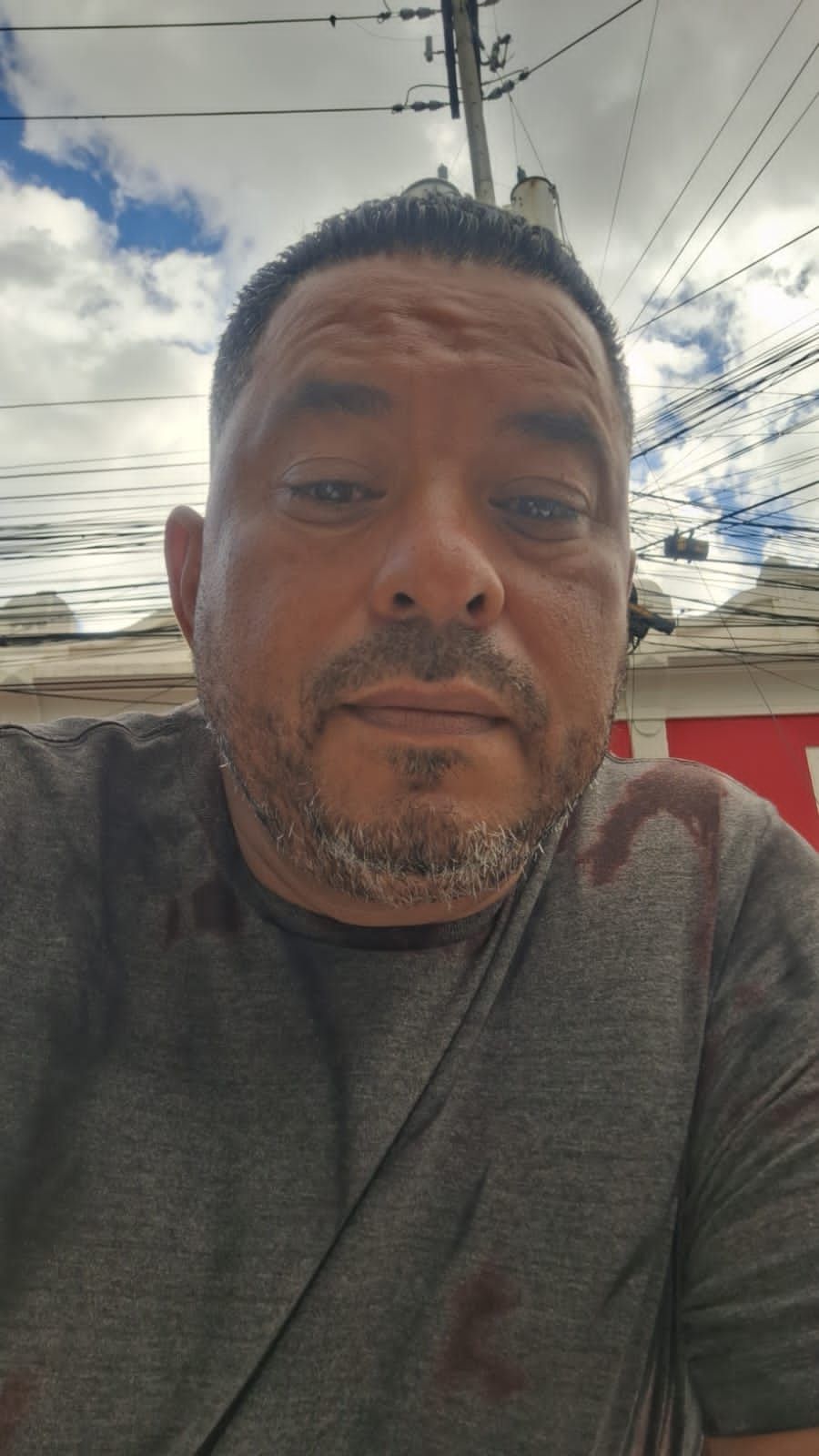 <em><strong>Andrés G.</strong></em>